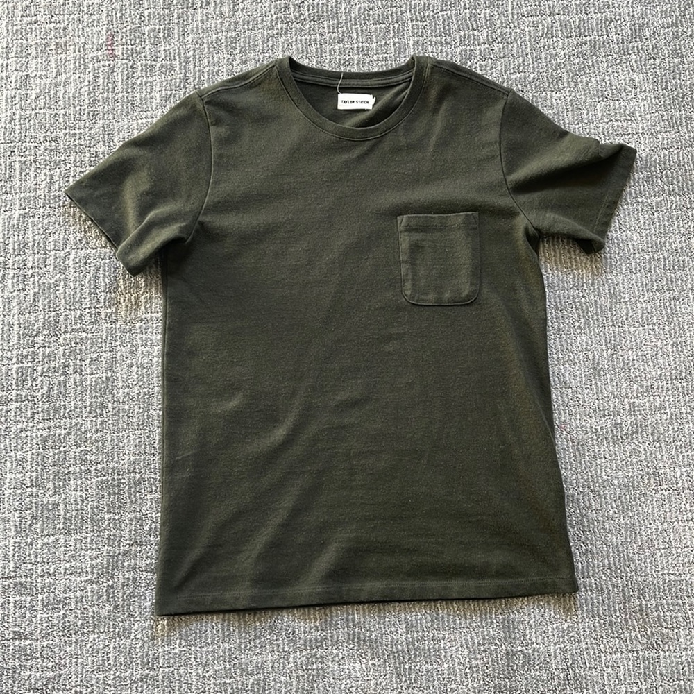Taylor Stitch green tee